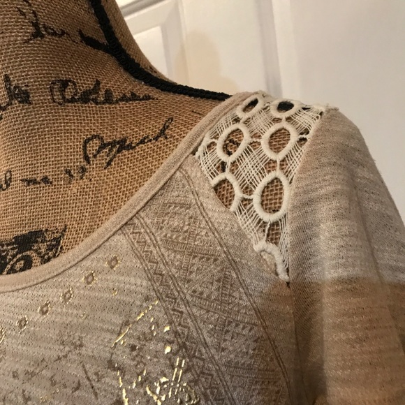 Women’s miss me gold foil embellished top - Picture 6 of 8